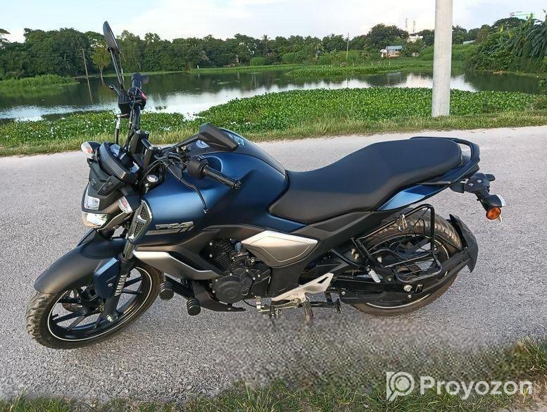 Yamaha FZS V3 . 2025