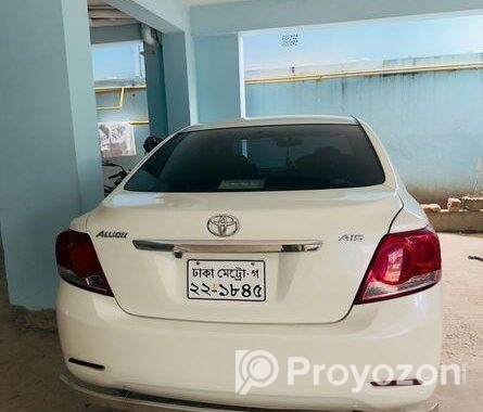 Toyota Allion . 2010