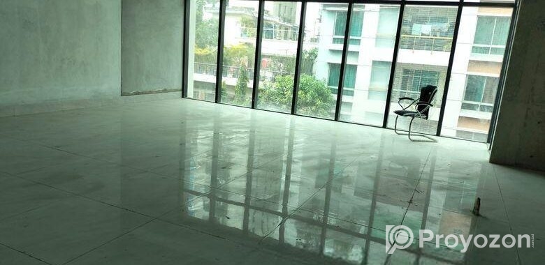 Investment Opportunity 32,000 Sq Ft Commercial Spa