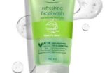 Simple Refreshing Facial Wash