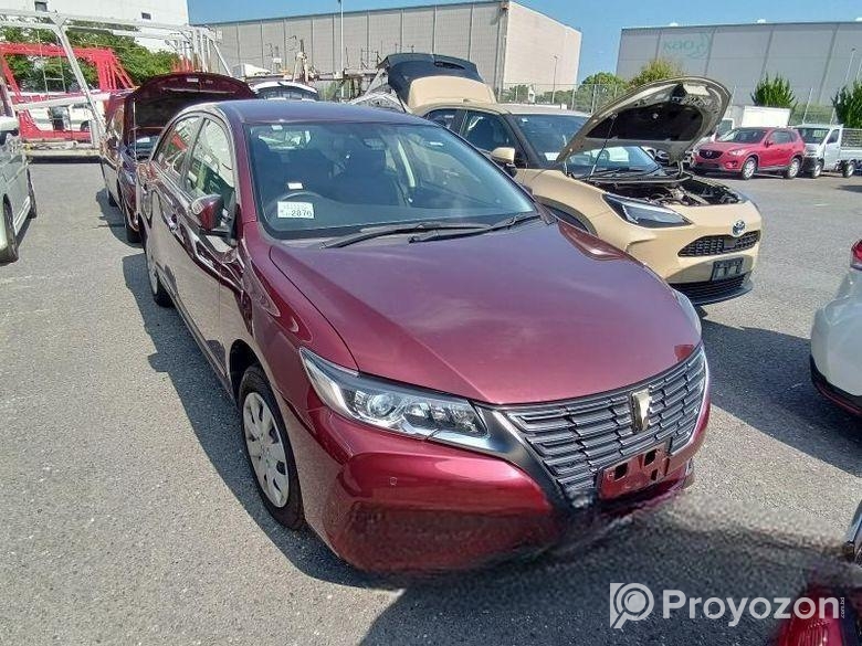 Toyota Premio FL 2020