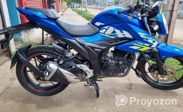 Suzuki Gixxer Dual Tone . 2022