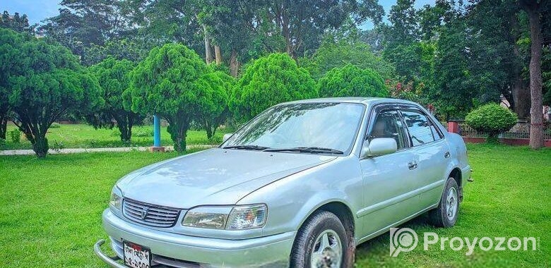 Toyota Corolla 111 Crystel 2000