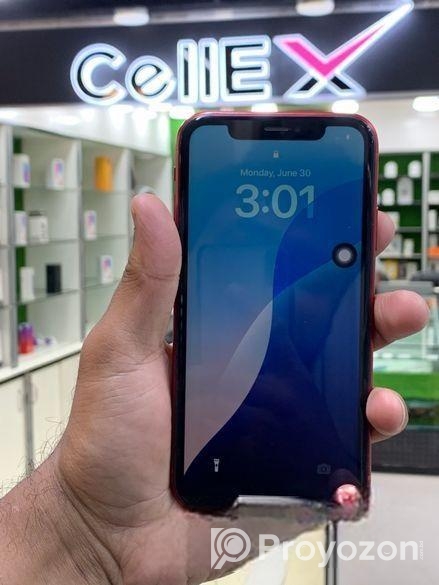 Apple iPhone XR 128gb red (Used)