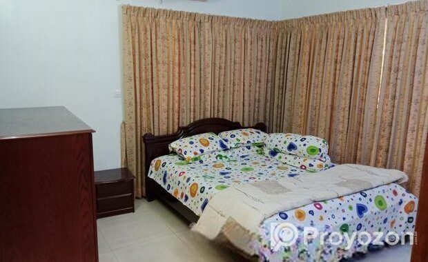 well fully furnish 3 bed room apt available in ban