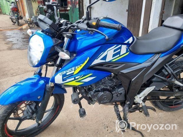 Suzuki Gixxer Dual Tone . 2022