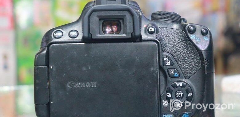 Canon 700D +18-55mm Low price