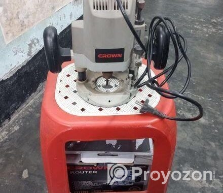 Crown Router 1850 W
