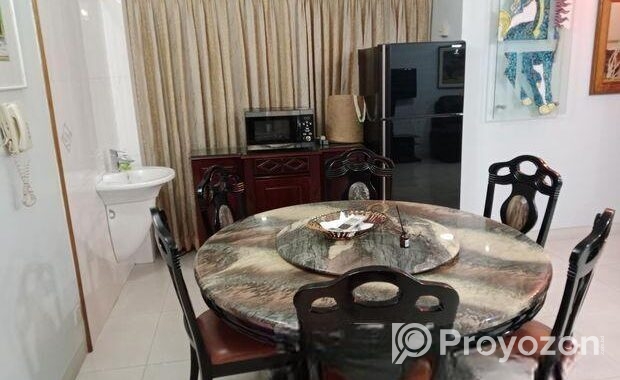 well fully furnish 3 bed room apt available in ban