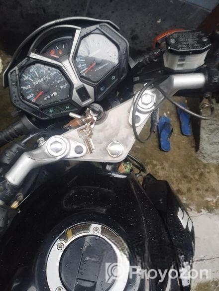 Suzuki GSX 125 2022
