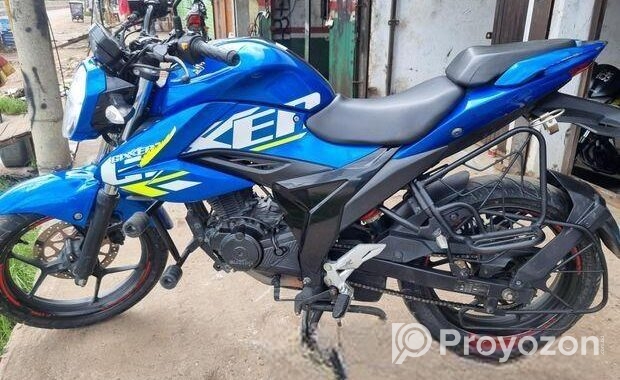 Suzuki Gixxer Dual Tone . 2022