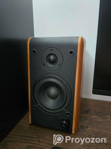 Microlab B77 Stereo Bookshelf Speaker