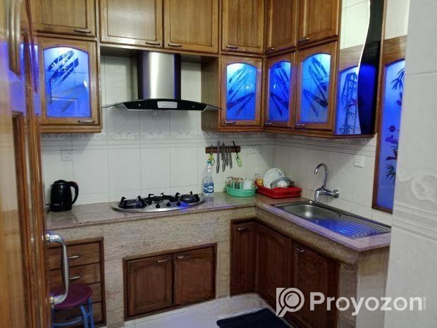 well fully furnish 3 bed room apt available in ban