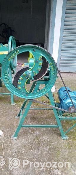 খড় ও ঘাস কাটার মেশিন