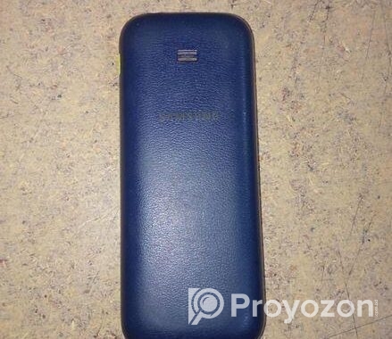 Samsung Guru Music 2 . (Used)