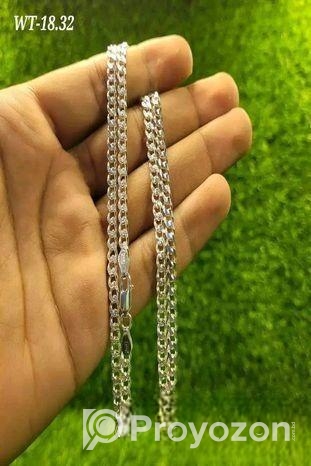 একটি রুপার চেইন বিক্রি