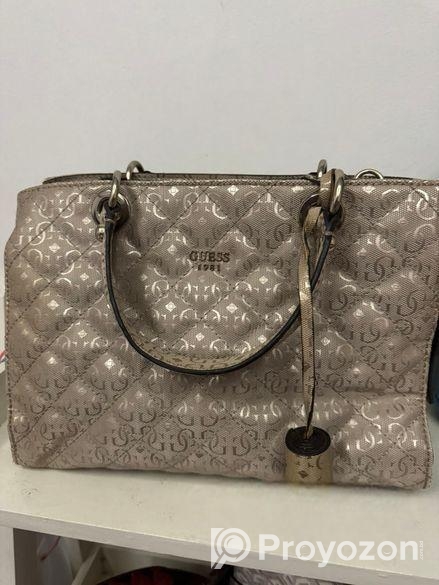 রুচিশীল রমনীদের জন‍্য ক্রস ব‍্যগ হাত ব‍্যাগ পার্স