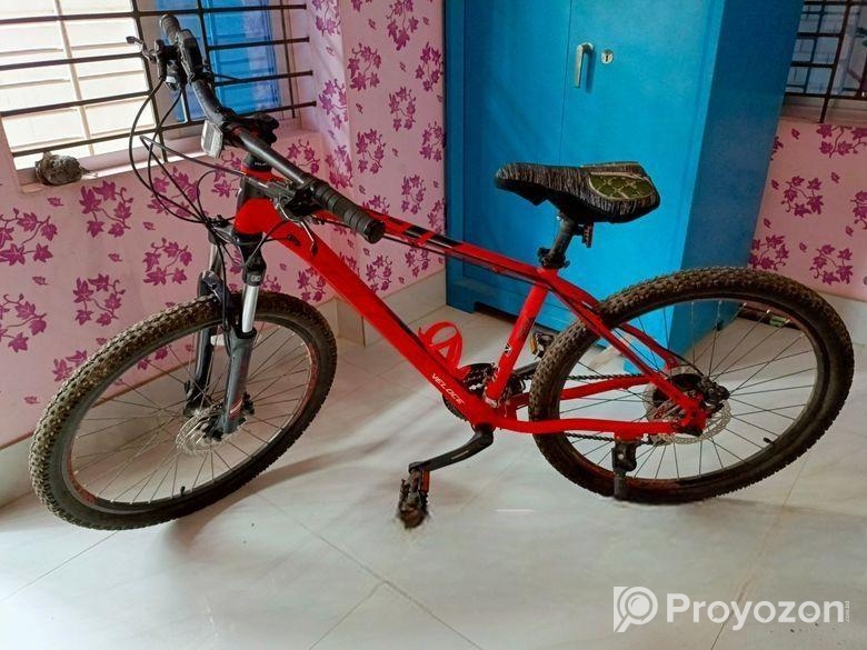 Veloce Legion 30 bicycle