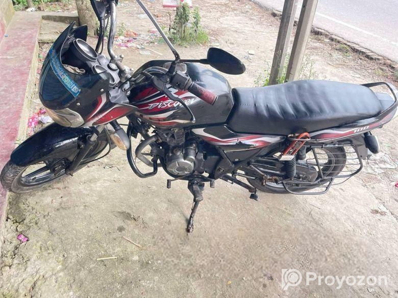 Bajaj Discover 100 . 2019