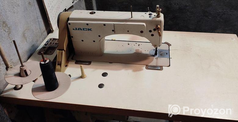 Jack sewing machine