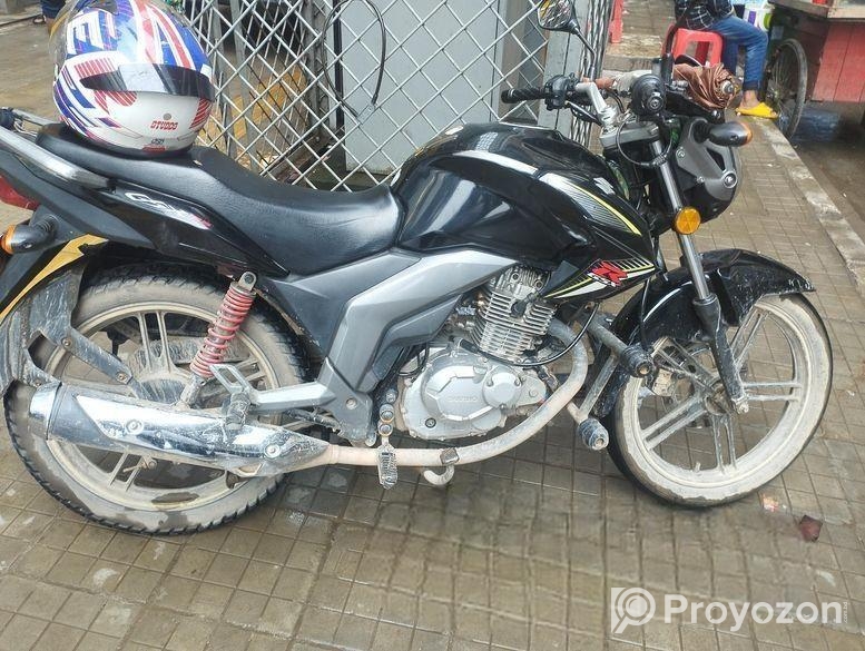 Suzuki GSX 125 2022