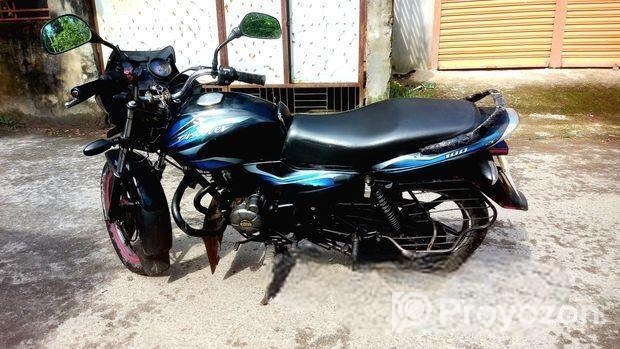 Bajaj Discover 100 . 2018