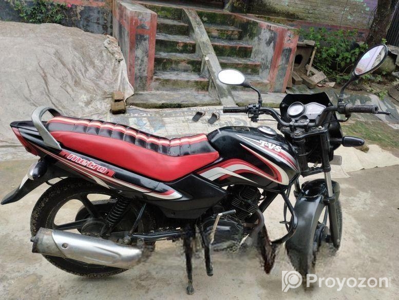 TVS Metro 2017