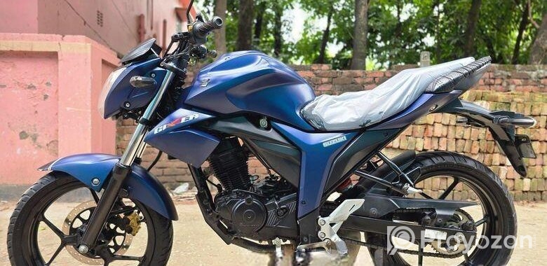 Suzuki Gixxer Monotone Classic + Matte Blue 2024