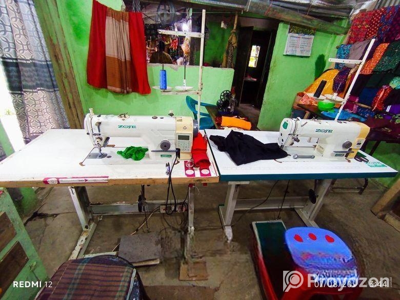 ২টা সেলাই মেশিন