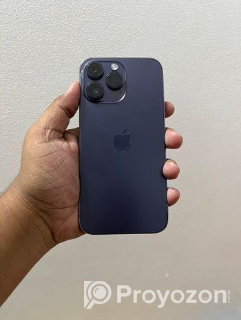 Apple iPhone 13 . (Used)