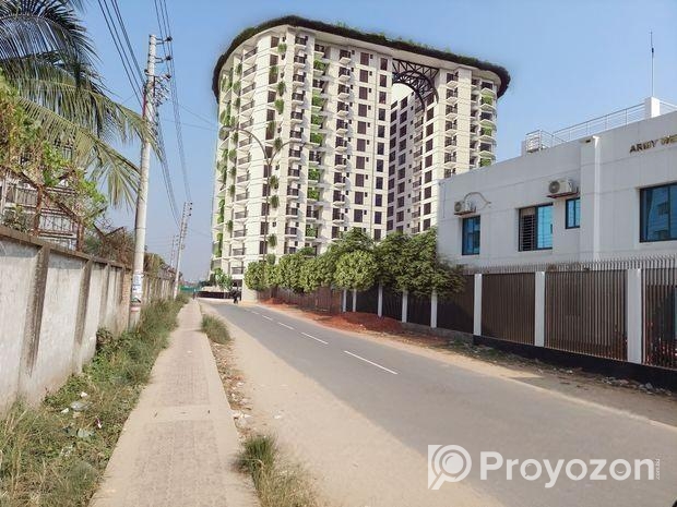 Deal of the Week! 2000 Sq. Ft. Flat for Sale in Mi