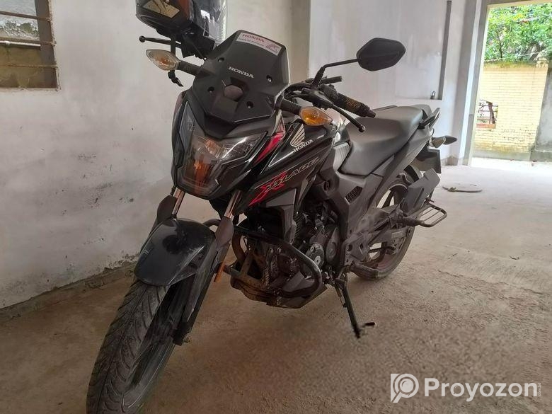 Honda X Blade ` 2022