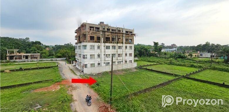 বড়শালা, Airport Road এ ১০.৩৯ ডেসিমেল বাউন্ডারি করা