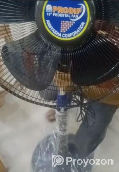 ফ্যান সেল দিতে চাই দুইটা