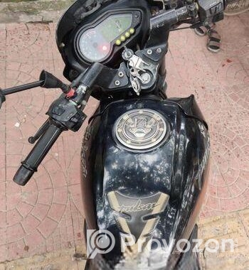 Bajaj Pulsar 150 2013