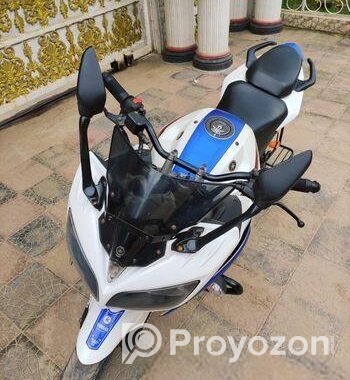 Yamaha Fazer FI V2 . 2017