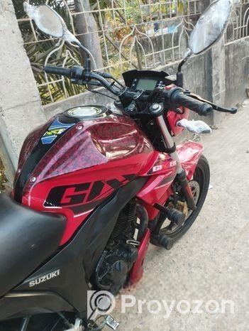 Suzuki Gixxer Monotone . 2017