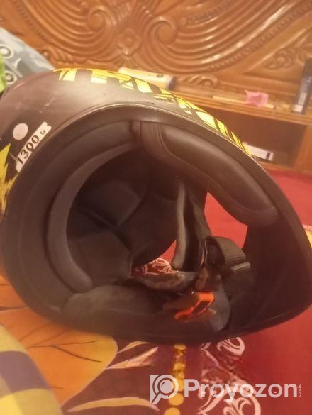 Studds Trooper Helmet