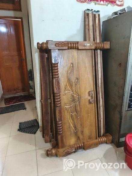 খাট বিক্রি করা হবে