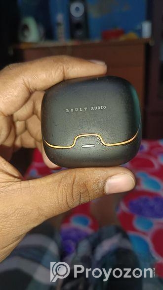 একটি ইন্ডিয়ান ব্লুটুথ বিক্রি করা হবে