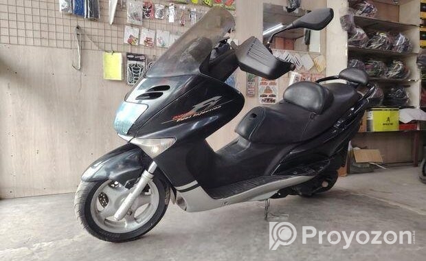 Yamaha Megisty Scotty 2015