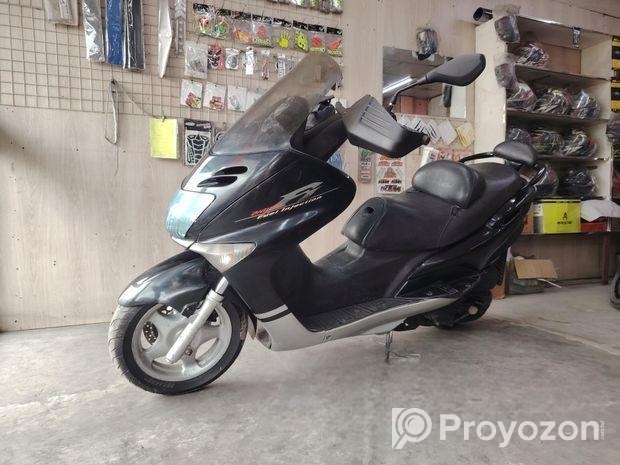 Yamaha Megisty Scotty 2015