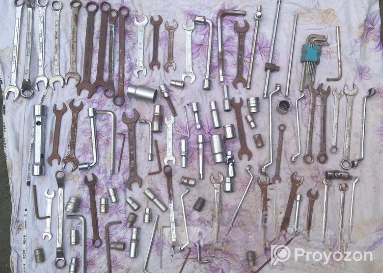 Akij 14 Seat Microbus Petrol/CNG গেরেজের যন্ত্রপাত