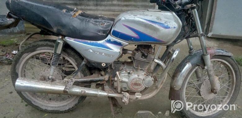 Bajaj Boxer . 2001
