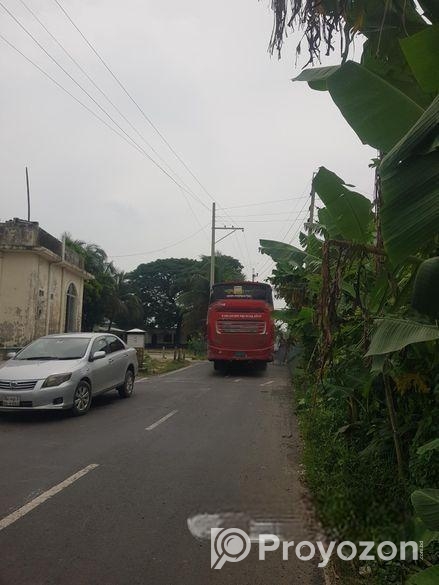 জাজিরা শরিয়তপুর মেইন রোডের সাথে নাওডোবা গনি মোড়ে ৮