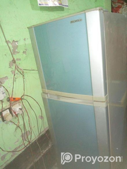 স্যামসাং নন ফস্ট ১০.৫ সেফটি ফ্রিজ বিক্রি হবে