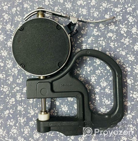 Mitutoyo Thickness Gauge Meter (japan)