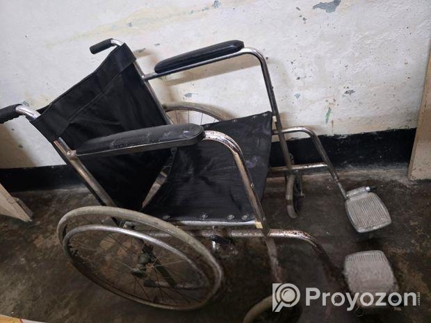 হুইল চেয়ার বিক্রি করা হবে