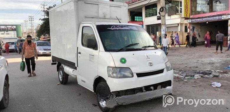 Toyota Liteace Cover Van . 2010