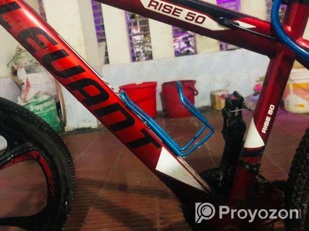 Bajaj Discover 100 . 2018